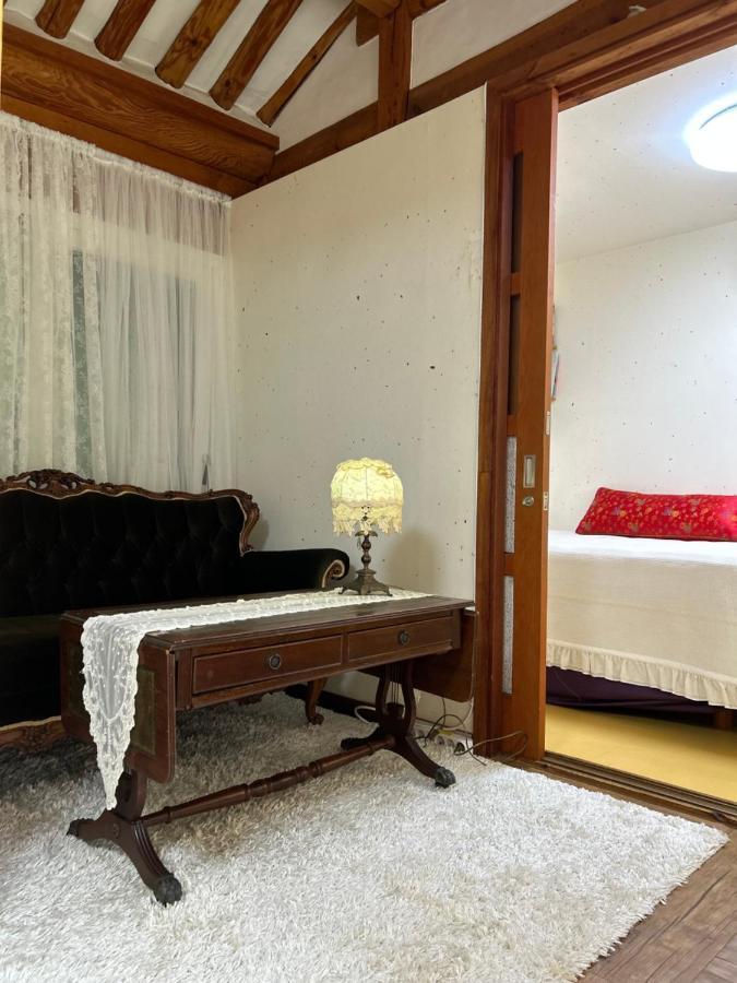 Eugene Hanok Stay Seoul Exterior foto