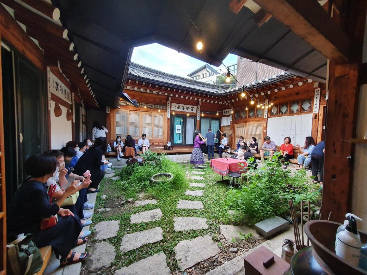 Eugene Hanok Stay Seoul Exterior foto